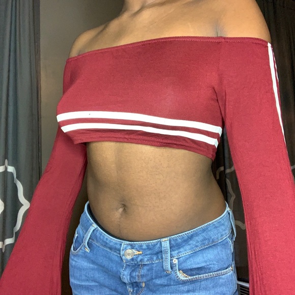 PrettyLittleThing Tops - Burgundy and white crop top